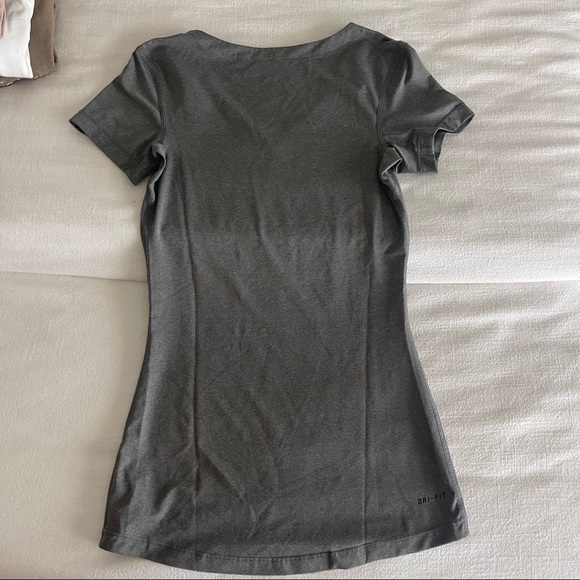 NIKE PRO top - Picture 5 of 5
